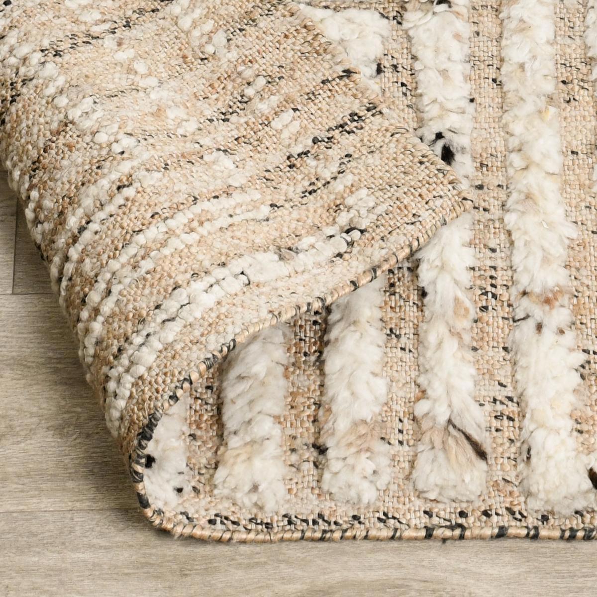 Radiant Oasis - Tuku Area Rug - Natural/Ivory
