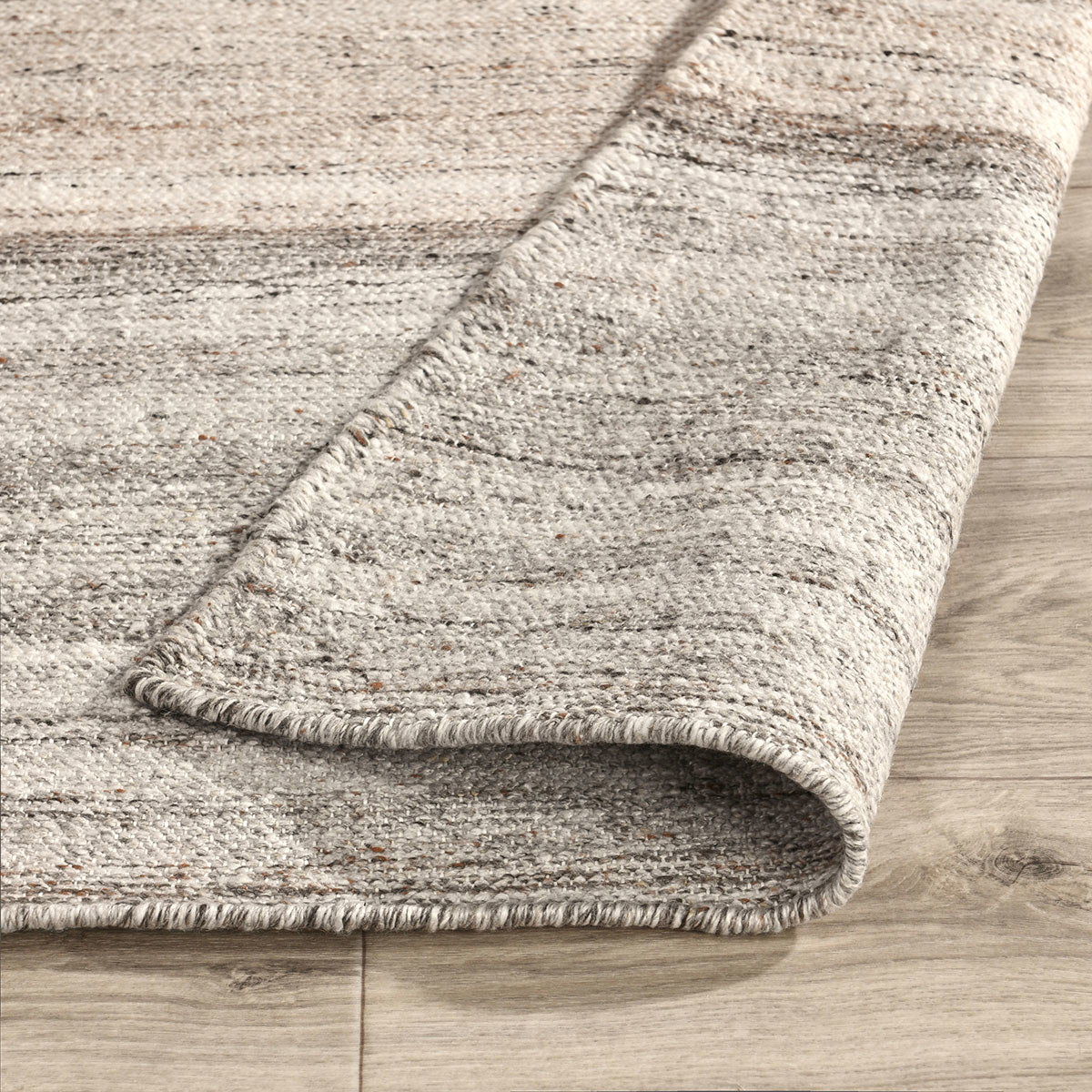 Mirage - Indoor/Outdoor Plateau Rug 2.6' x 8' - Multicolor