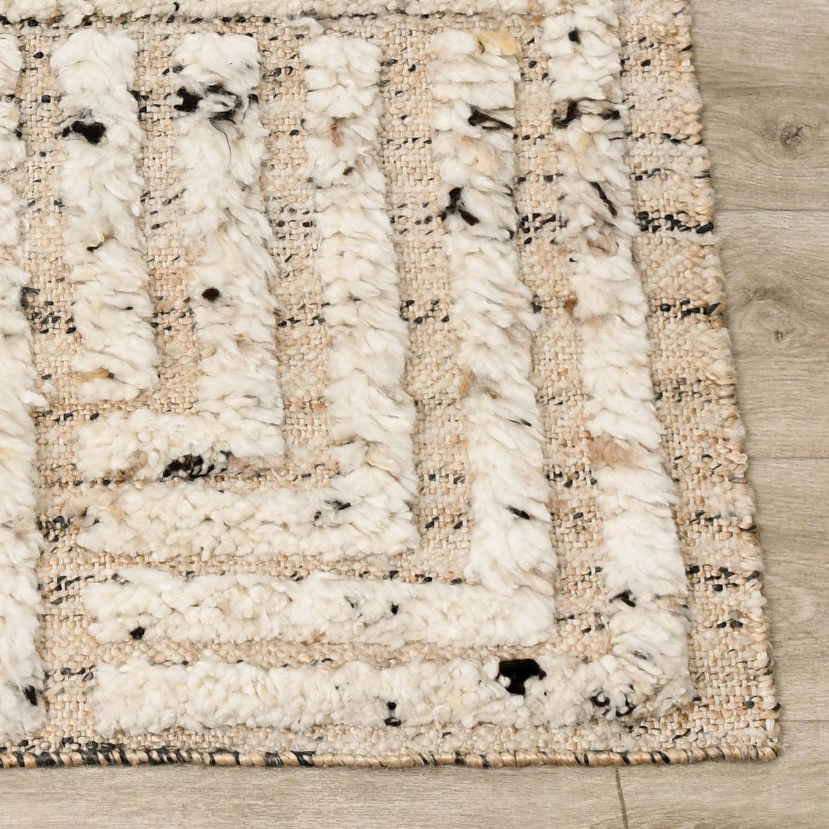 Radiant Oasis - Tuku Area Rug - Natural/Ivory
