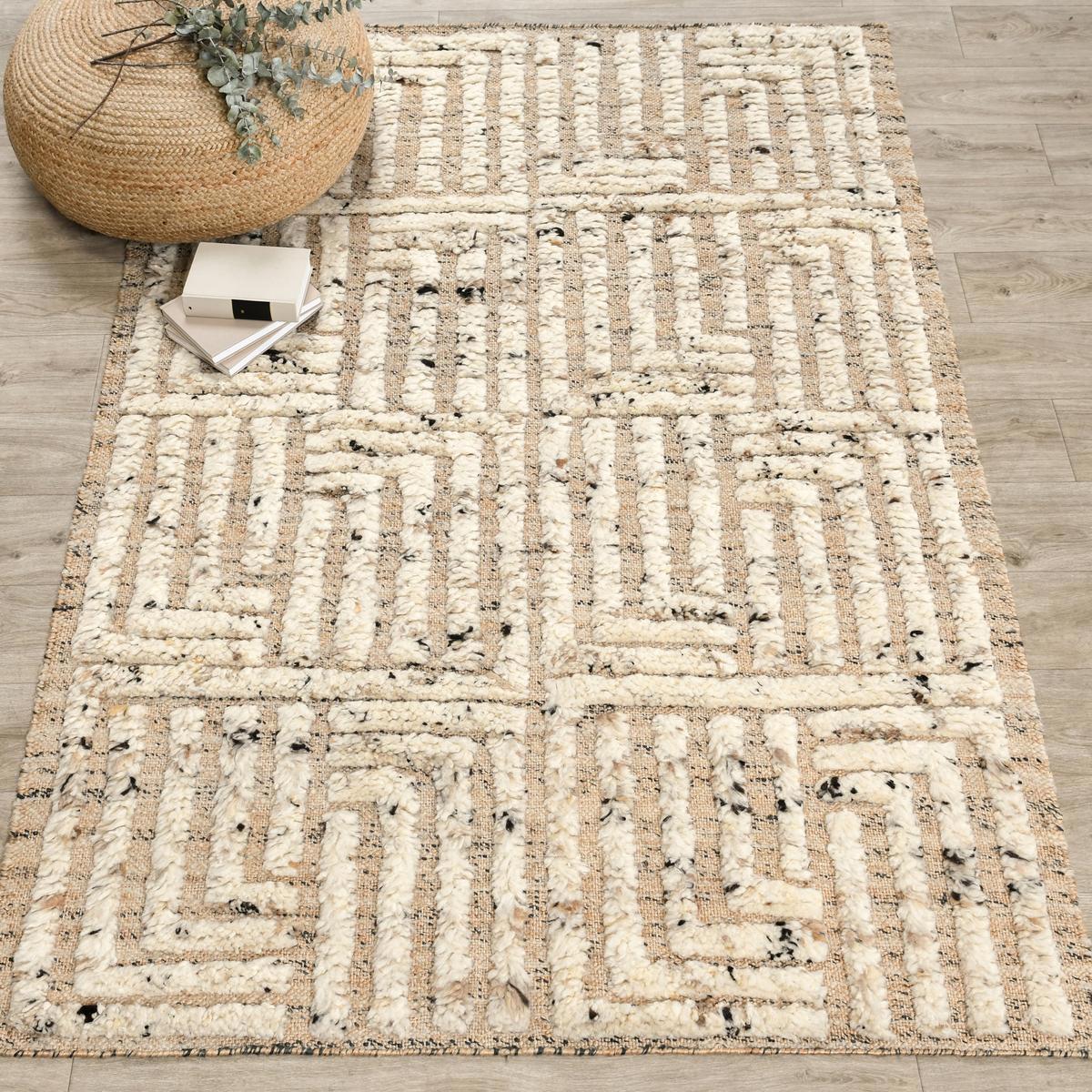 Radiant Oasis - Tuku Area Rug - Natural/Ivory