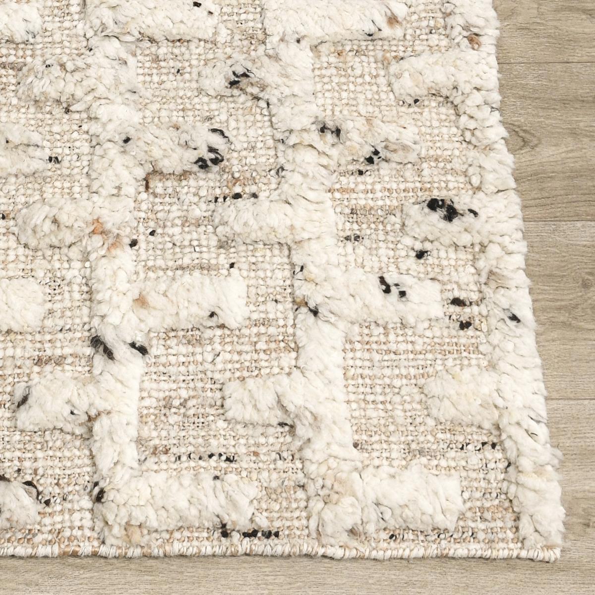 Radiant Oasis - 1' x 1' Swatch Kapala Rug - Ivory/Natural