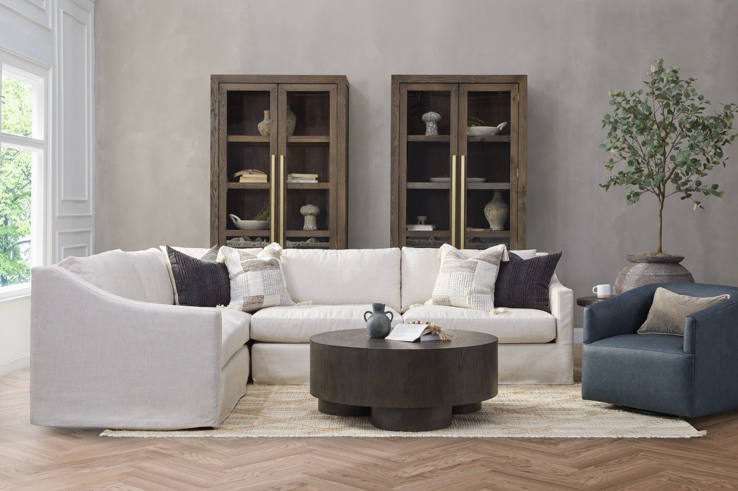 Kipton - Upholstered Sectional